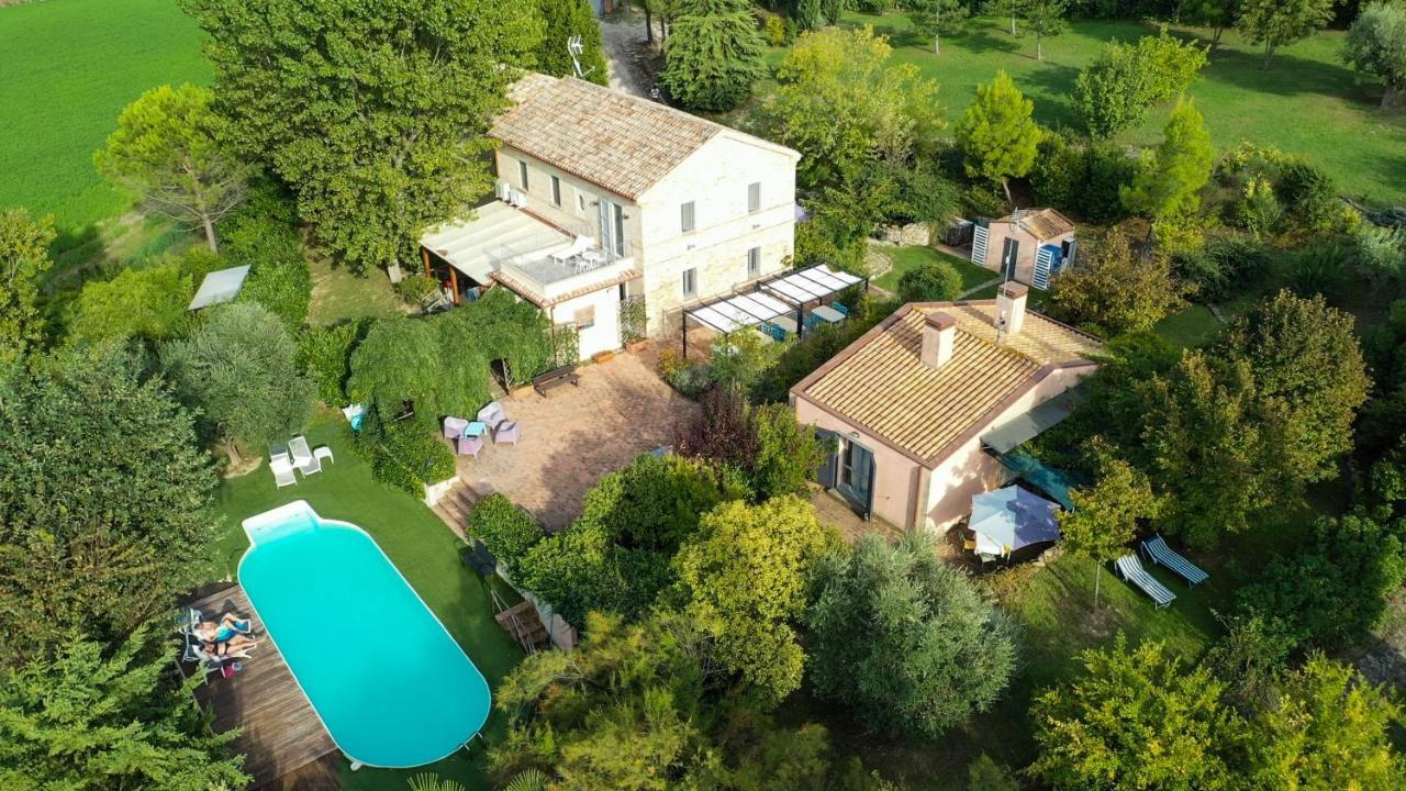 Grande Villa Storica Per Vacanze Con Giardino Privato E Piscina Ostra Exterior foto