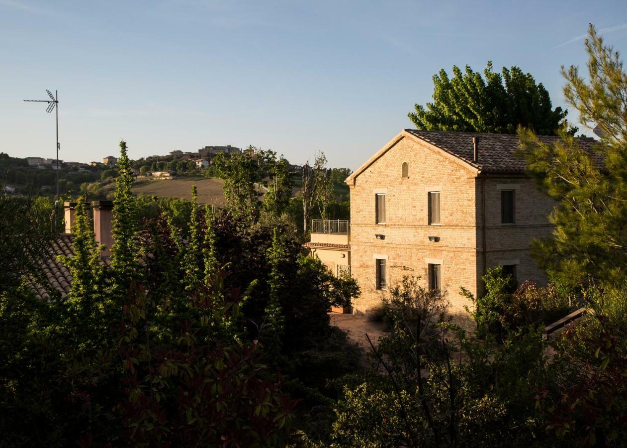 Grande Villa Storica Per Vacanze Con Giardino Privato E Piscina Ostra Exterior foto